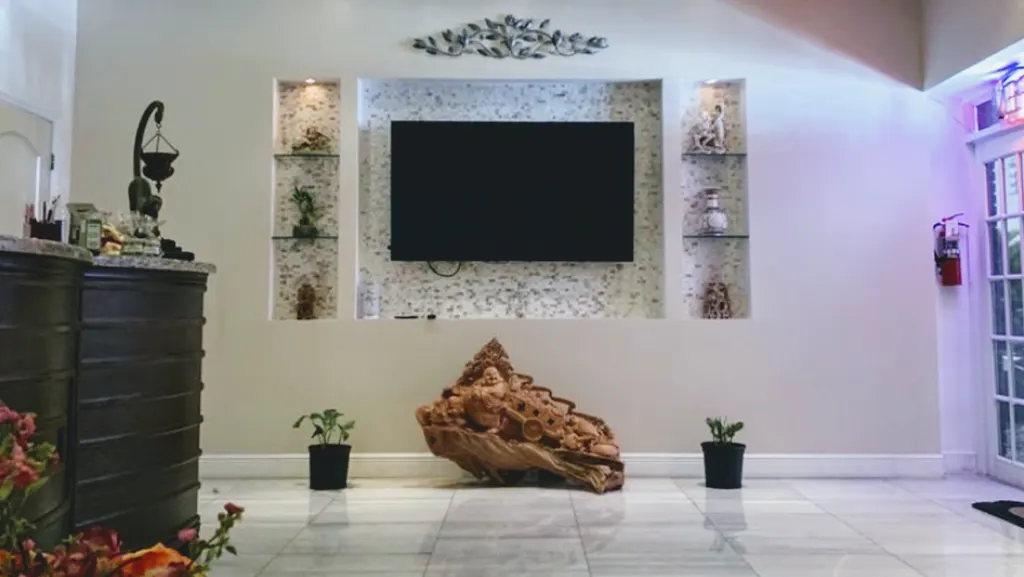 Golden Asian Massage & Spa — Massage spa in Miami